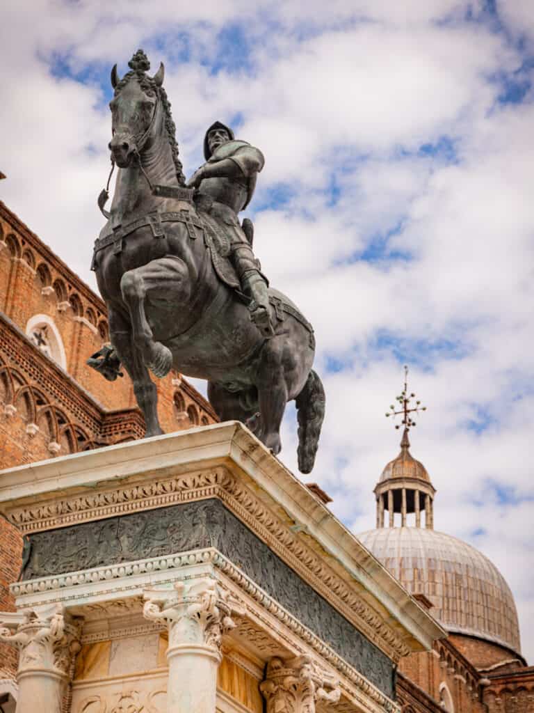 statue of man on horse