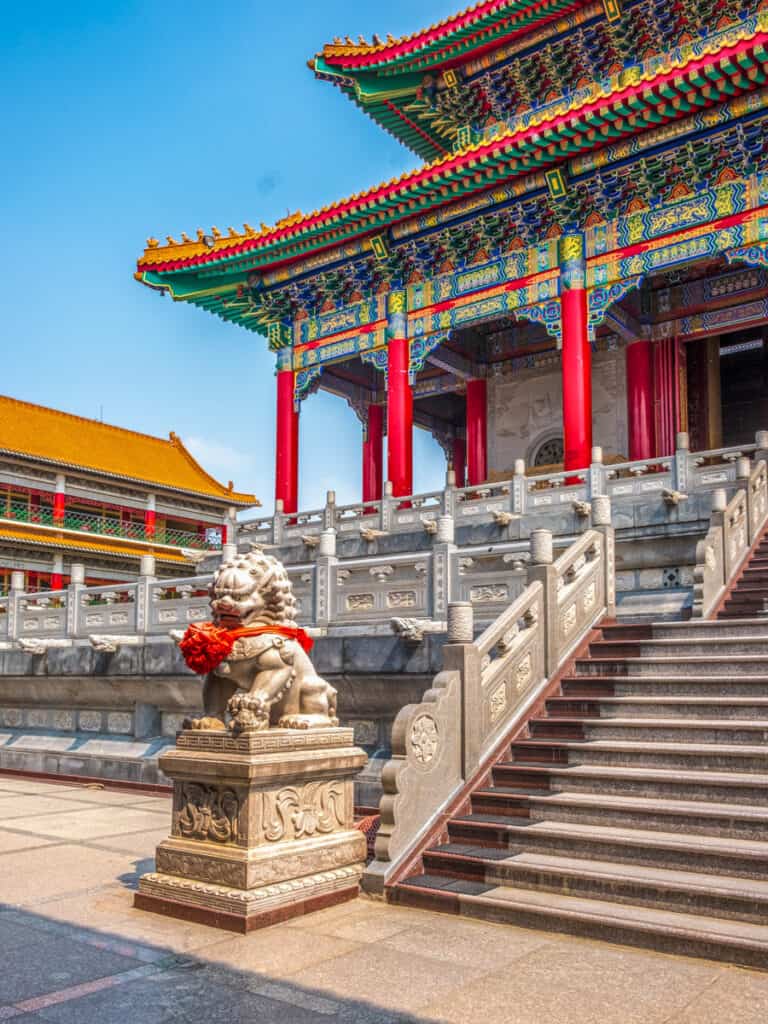 chinese temple with lion statue