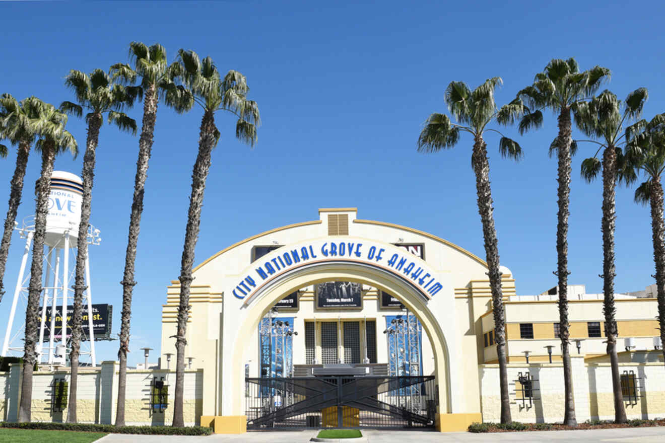 entrance to the city national grove of anaheim