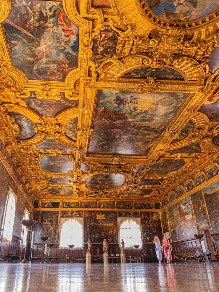 an empty grand hall in doges palace