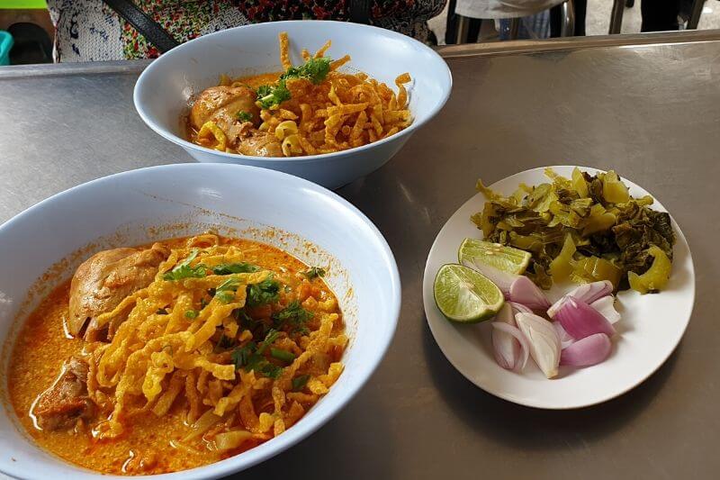 bowl of Khao Soy on table