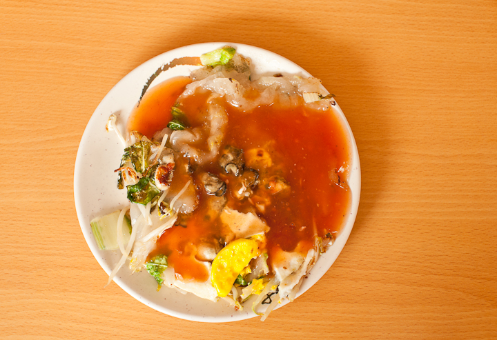 A plate of oyster omelet