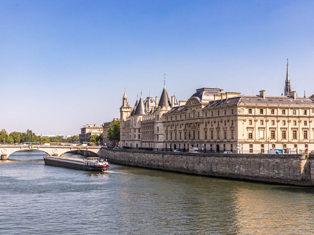 exterior of Conciergerie on the river seine