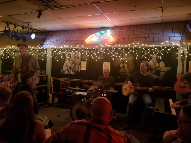 Bluebird CAfe Mike Henderson Band