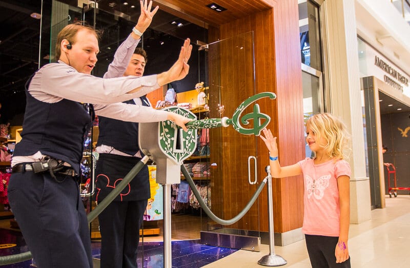 DIsney Store at Mall of America, opening!