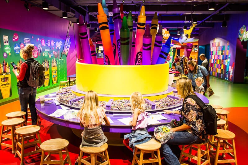 family drawing at tables Crayola, Mall of America