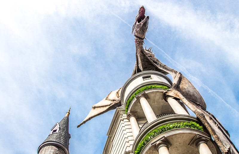 dragon on top of Diagon Alley, The Wizarding World of Harry Potter, Universal Orlando